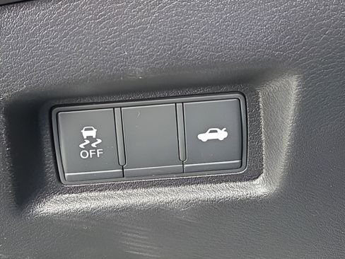 Used 2023 INFINITI Q50 Luxe w/ Cargo Package image 27