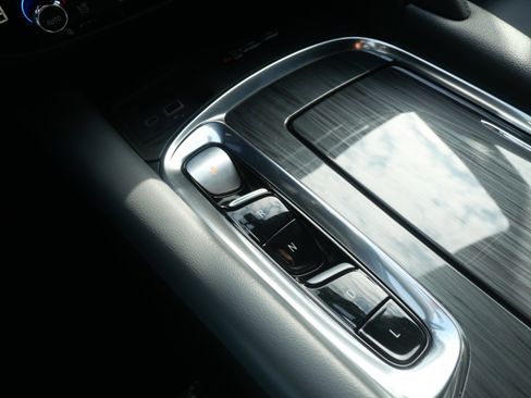 Used 2023 Buick Enclave Premium w/ Experience Buick Package image 31