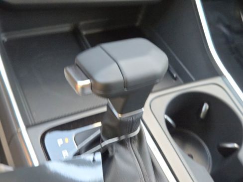 New 2026 Kia Carnival EX FWD image 29