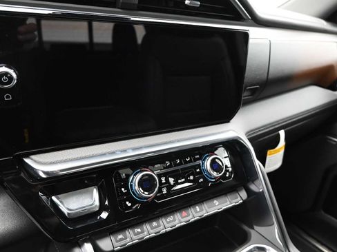 New 2026 GMC Sierra 1500 Denali w/ Denali Reserve Package image 14