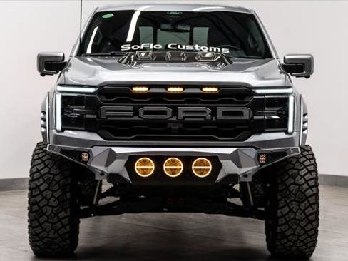 Used 2024 Ford F150 Lariat image 4