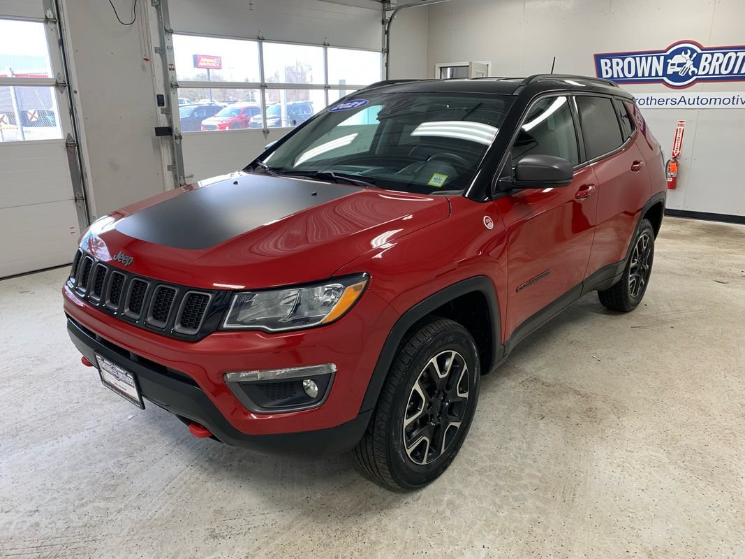 Used 2021 Jeep Compass Trailhawk AWD/4WD image 2