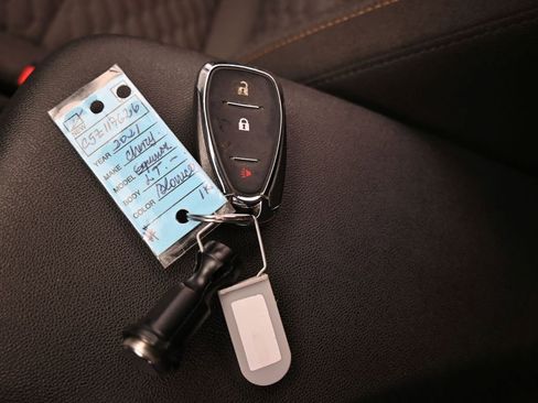 Used 2021 Chevrolet Equinox LT image 18