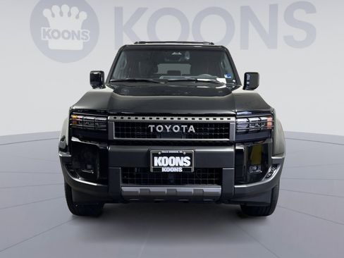 Used 2024 Toyota Land Cruiser image 11