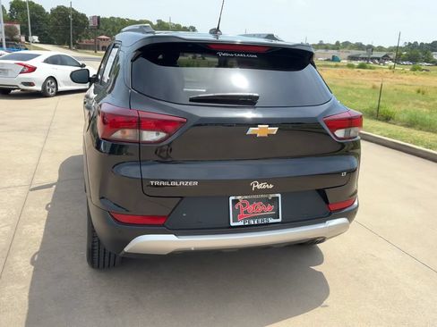 Used 2024 Chevrolet TrailBlazer LT w/ Driver Confidence Package FWD image 7