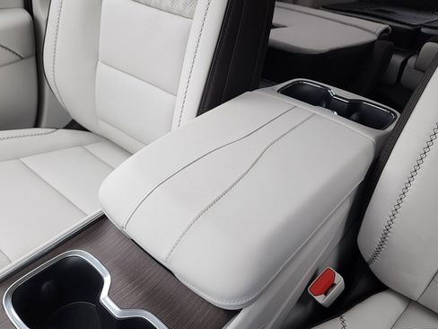 New 2026 GMC Acadia Denali image 35