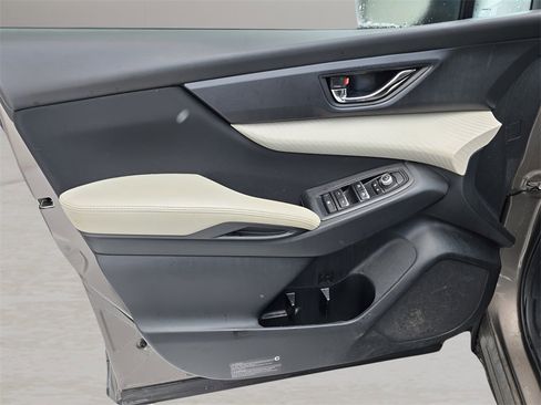 Used 2021 Subaru Ascent Premium w/ Sport Package image 18