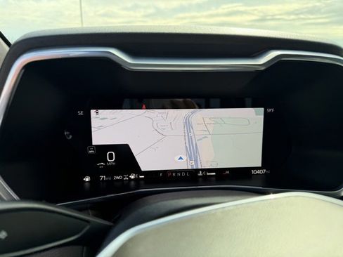 Used 2025 GMC Canyon Denali w/ LPO, Denali Black Edition image 15