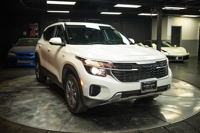 Used 2026 Kia Seltos LX AWD/4WD image 5