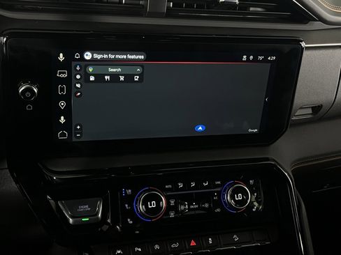 Used 2025 GMC Sierra 1500 AT4 image 17