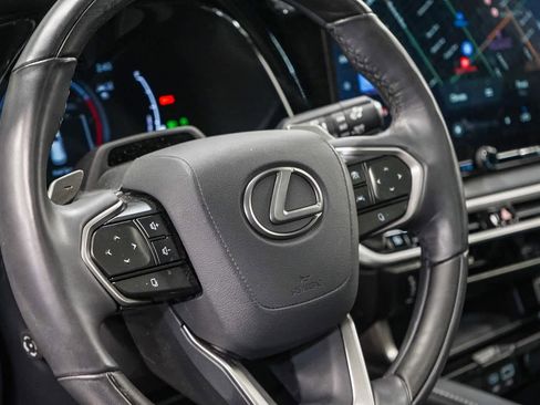 Used 2024 Lexus RX 350 FWD image 21