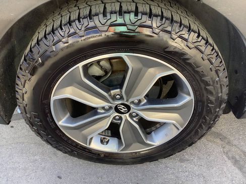Used 2015 Hyundai Santa Fe GLS AWD/4WD image 25