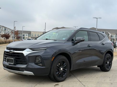 Used 2021 Chevrolet Blazer LT image 3