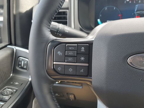 New 2025 Ford F250 Platinum image 22