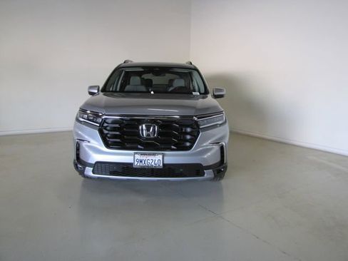 Certified 2024 Honda Pilot Elite image 2