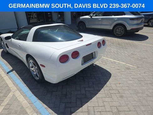 Used 2004 Chevrolet Corvette Coupe image 13