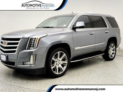 Used 2020 Cadillac Escalade Luxury AWD/4WD image 1