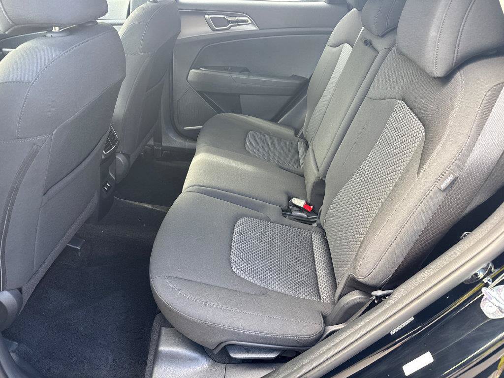 Used 2026 Kia Sportage LX w/ LX Convenience Package FWD image 20