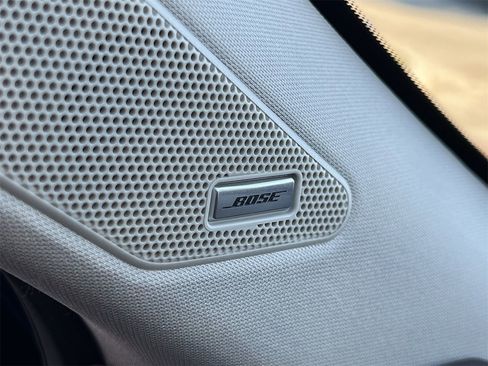 Certified 2023 Nissan Rogue SL w/ SL Premium Package image 15