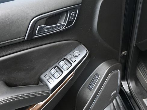 Used 2019 Chevrolet Tahoe LT image 28