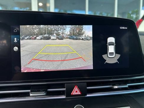 Used 2023 Hyundai Elantra Limited FWD image 20