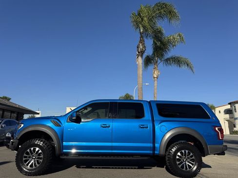 Used 2019 Ford F150 Raptor w/ Equipment Group 802A Luxury image 2