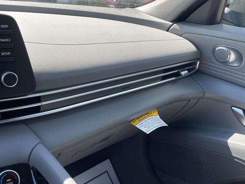 New 2026 Hyundai Elantra SEL Sport Premium FWD image 30