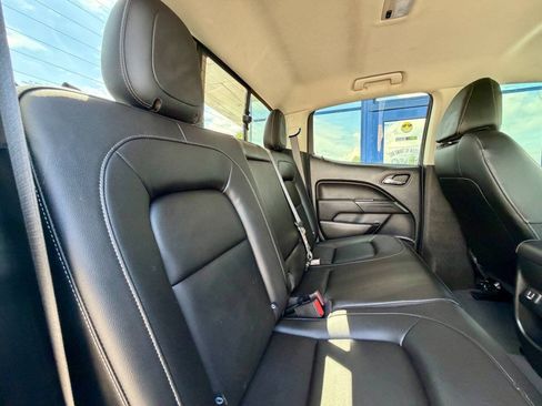 Used 2022 Chevrolet Colorado LT w/ Luxury Package AWD/4WD image 23