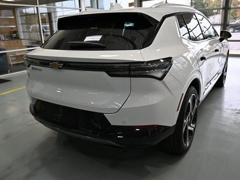 New 2026 Chevrolet Equinox EV LT w/ Convenience Package II image 5