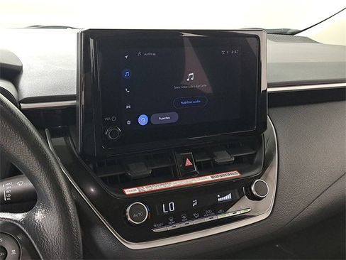 Used 2025 Toyota Corolla LE image 28