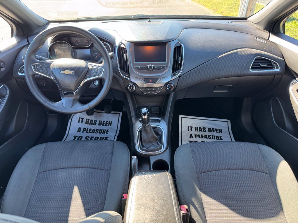 Certified 2017 Chevrolet Cruze LT FWD image 16