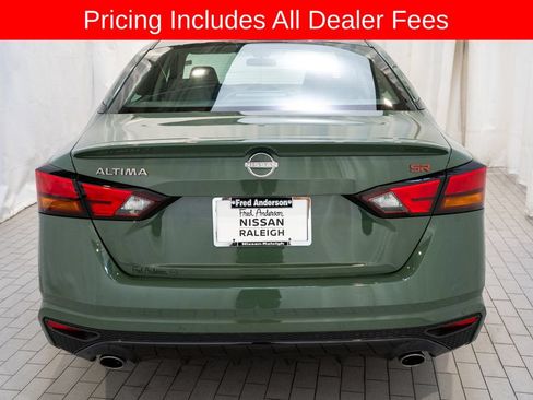 Certified 2025 Nissan Altima 2.5 SR FWD image 4