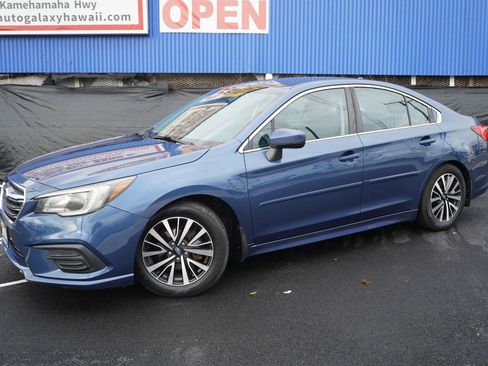 Used 2019 Subaru Legacy 2.5i Premium AWD/4WD image 3
