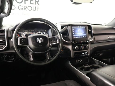 Used 2019 RAM 2500 Big Horn w/ Black Appearance Package image 2