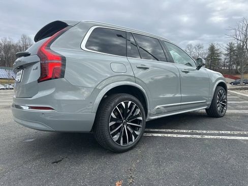 New 2026 Volvo XC90 B6 Ultra w/ Protection Package image 8