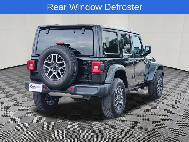 Used 2025 Jeep Wrangler Unlimited Sahara AWD/4WD image 4