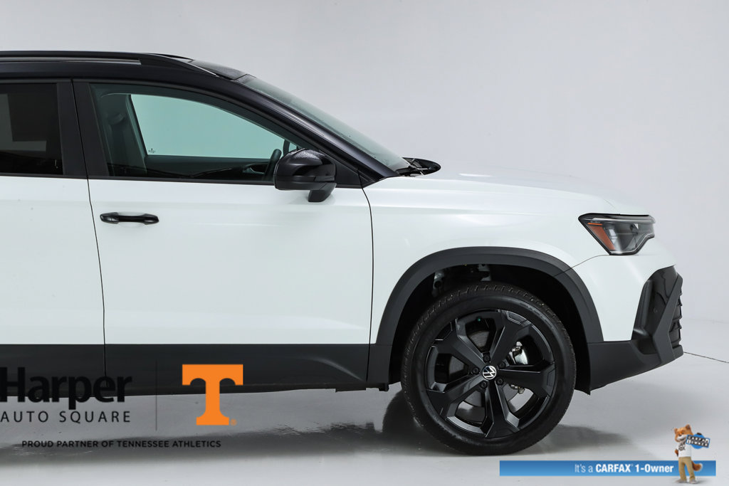 Used 2025 Volkswagen Taos SE AWD/4WD image 50