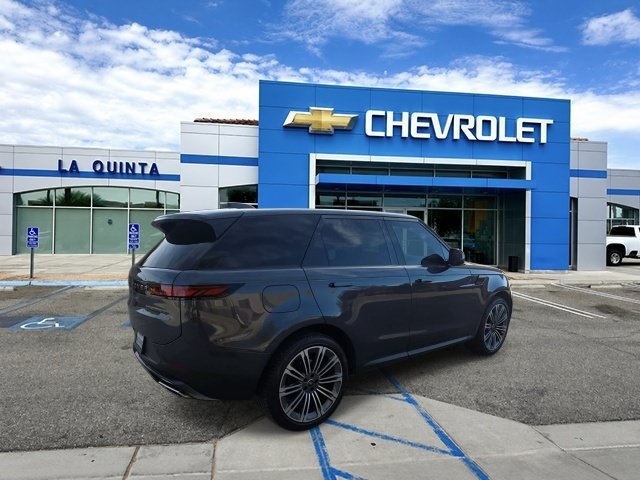 Used 2024 Land Rover Range Rover Sport SE AWD/4WD image 8