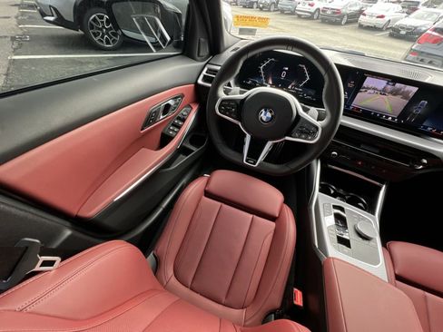 Used 2025 BMW 330i Sedan w/ M Sport Package image 4