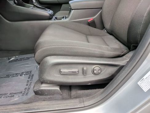 Used 2023 Honda CR-V EX image 20