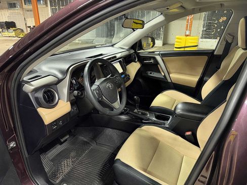 Used 2016 Toyota RAV4 XLE AWD/4WD image 28