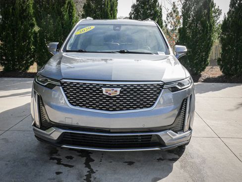 Used 2020 Cadillac XT6 Premium Luxury image 3