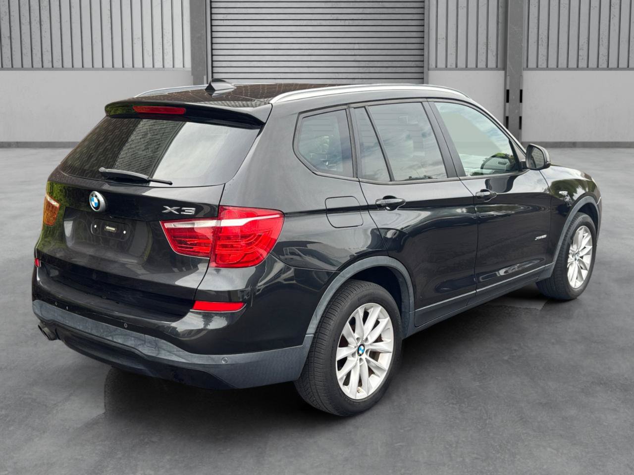 Used 2017 BMW X3 xDrive28i AWD/4WD image 33