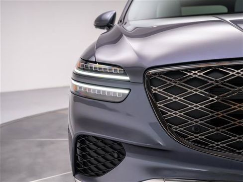 New 2026 Genesis GV70 2.5T Advanced AWD/4WD image 14