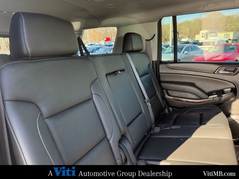 Used 2017 Chevrolet Suburban LT w/ LT Signature Package image 29