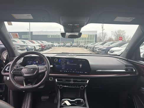 Used 2024 Chevrolet Traverse RS w/ LPO, Floor Liner Package image 29