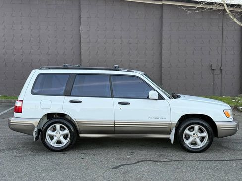 Used 2002 Subaru Forester S image 4