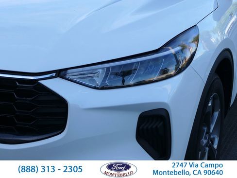 Used 2025 Ford Escape ST-Line w/ Equipment Group 301A image 10