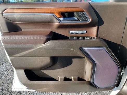 Used 2023 GMC Sierra 1500 Denali image 41