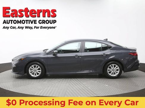 Used 2025 Toyota Camry LE FWD image 59